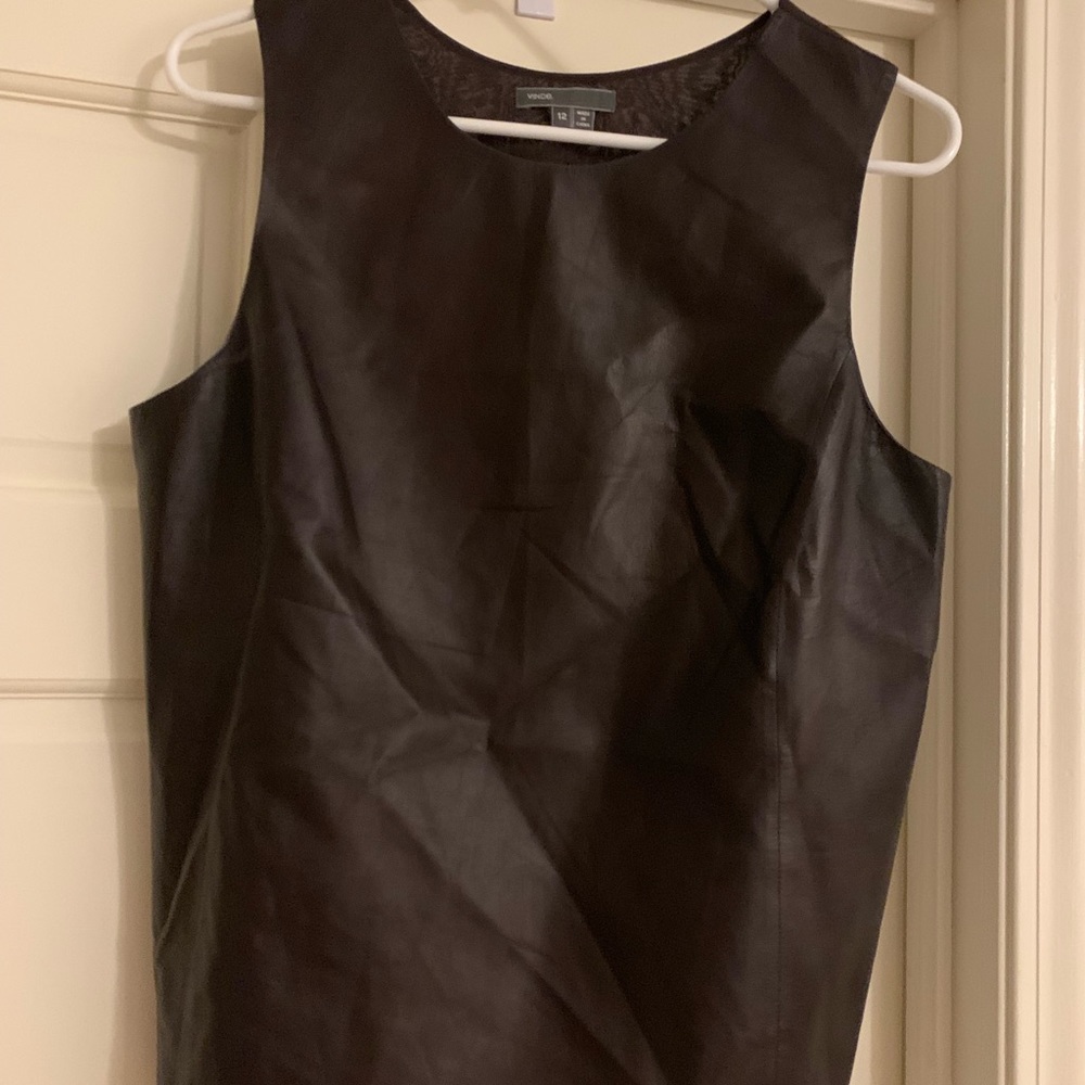 Sleeveless mixed media blouse